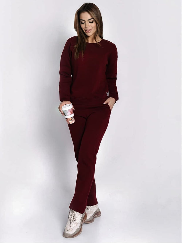Insulated tracksuit for women sweatshirt and loose pants burgundy